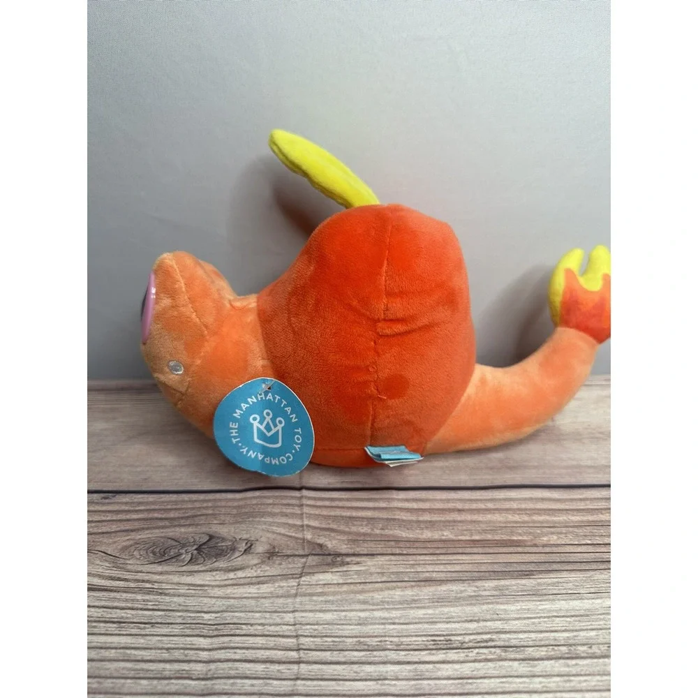 The Manhattan Toy Company Morphies Snappafire Stuffed Animal Snail‎ Apple NWT
